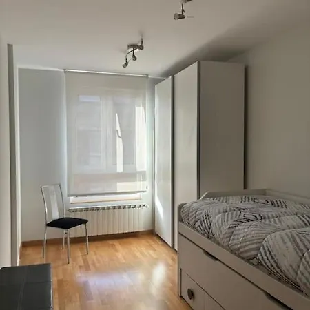 Apartamento El Cruce Apartment *